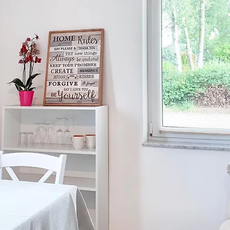 Les Suites De Bagatelle Bed & Breakfast *
